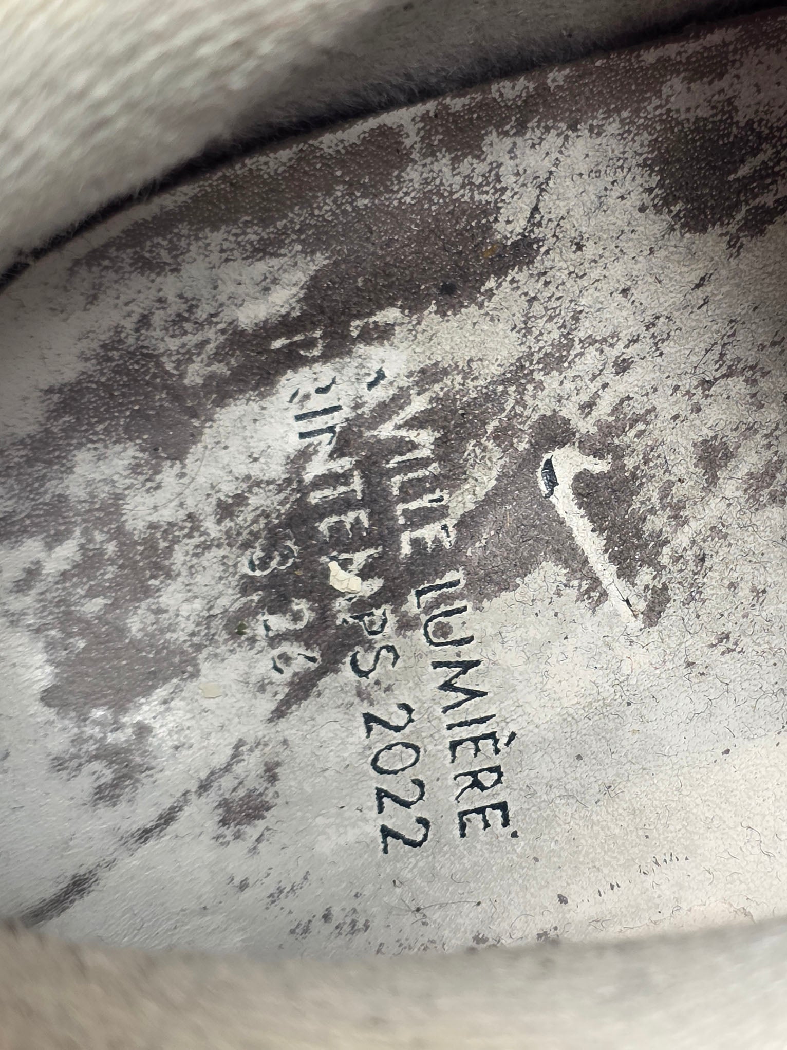 Nike Air Max 1 La Ville Lumière maat 37,5