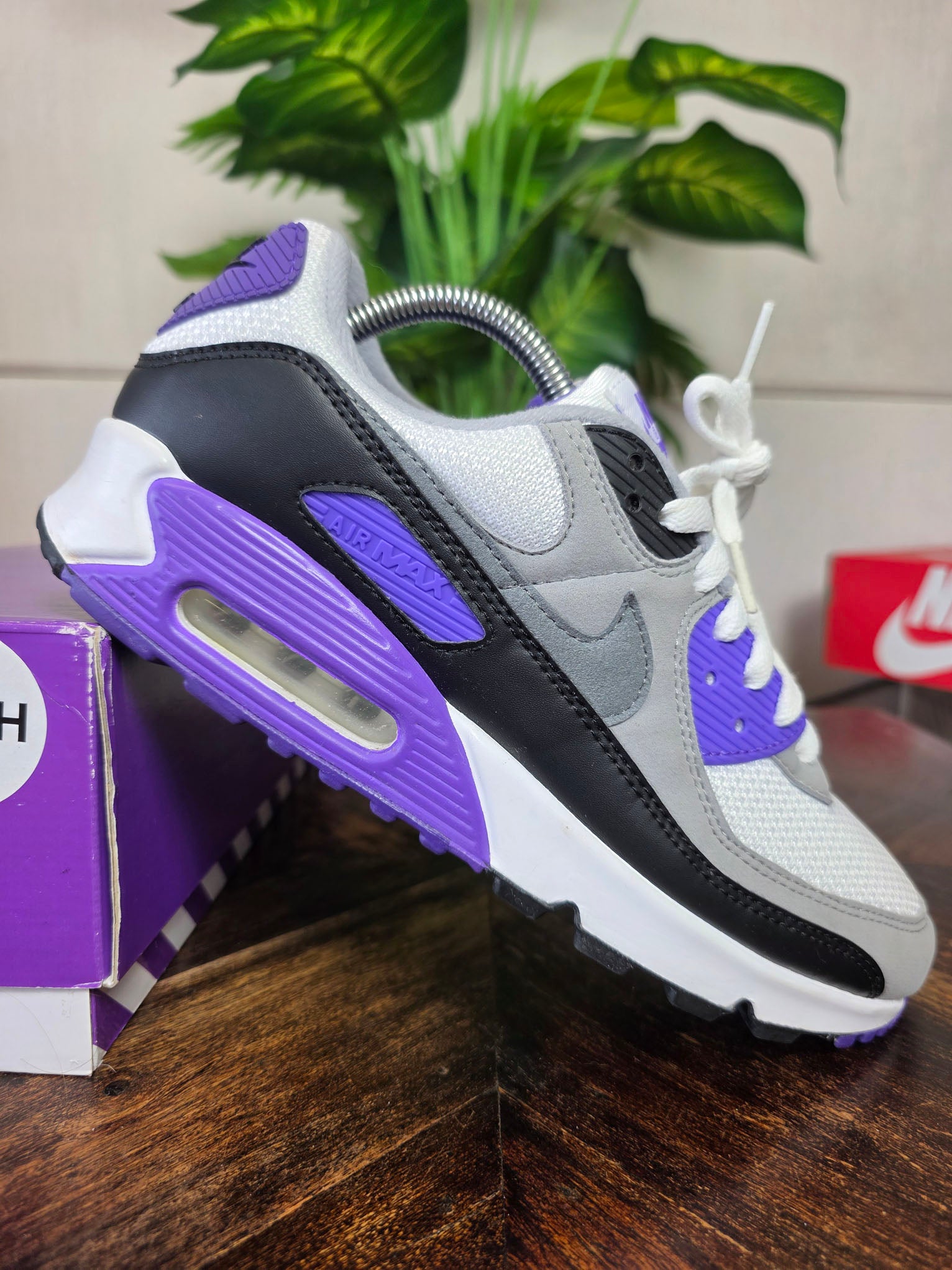 Nike Air Max 90 Hyper Grape maat 42,5
