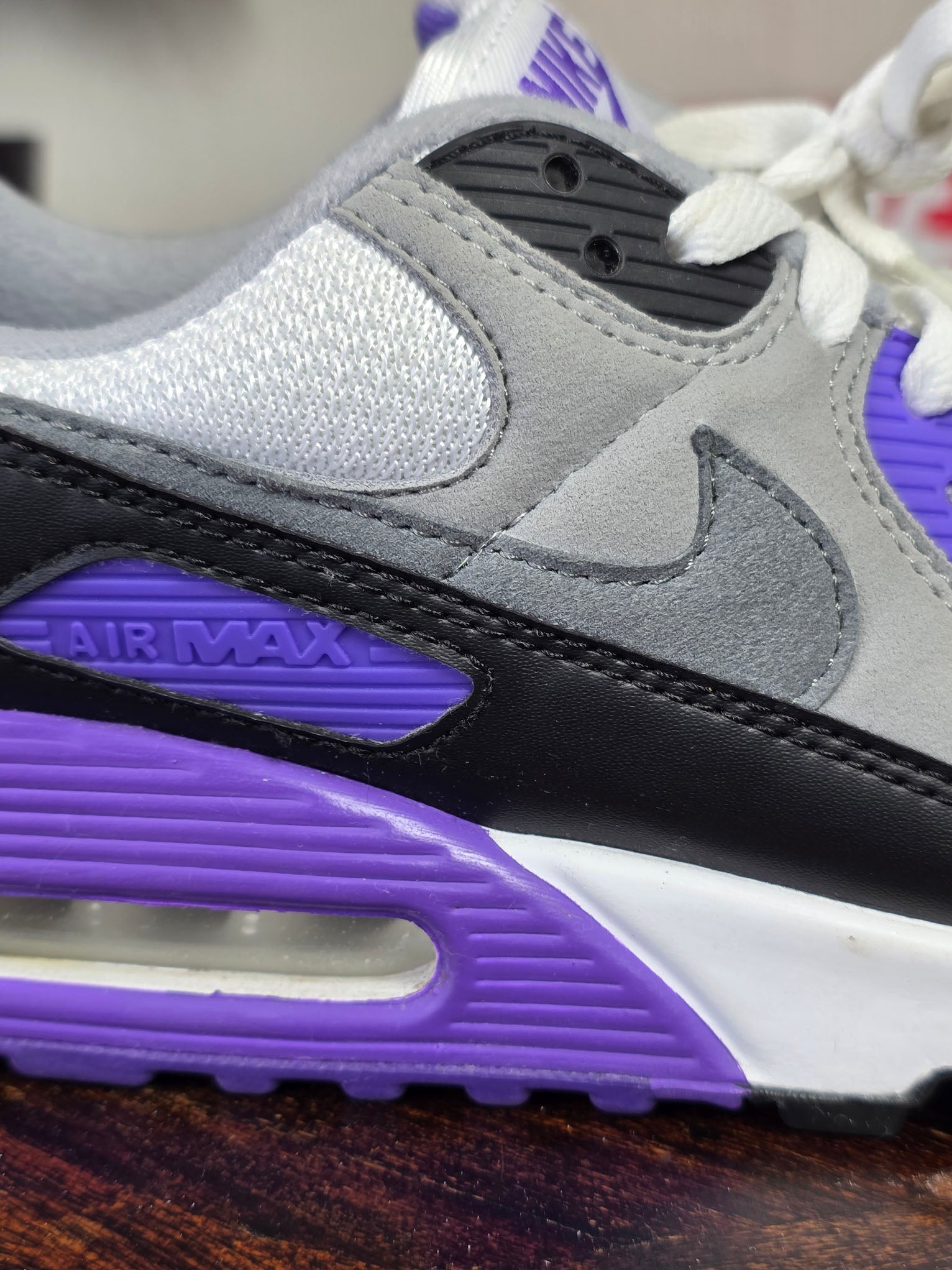 Nike Air Max 90 Hyper Grape maat 42,5