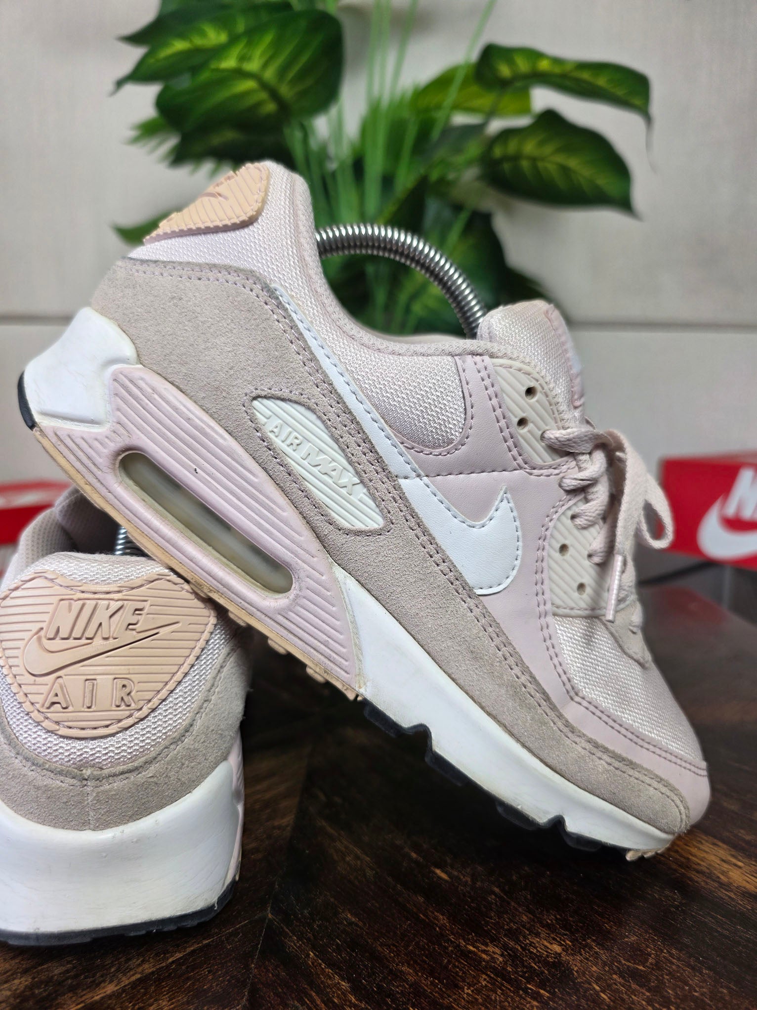 Nike Air Max 90 Barely Rose maat 42