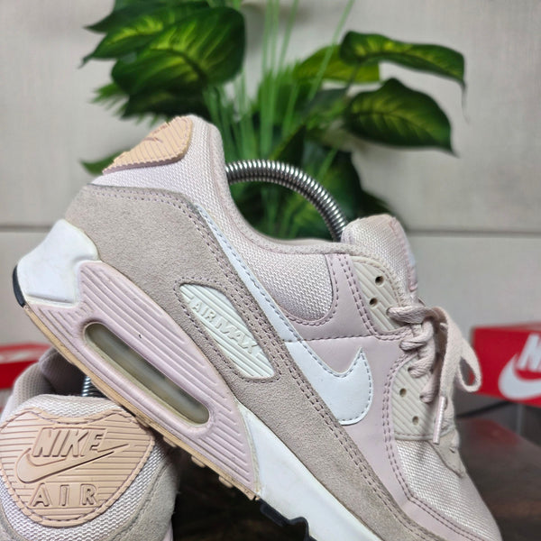 Nike Air Max 90 Barely Rose maat 42