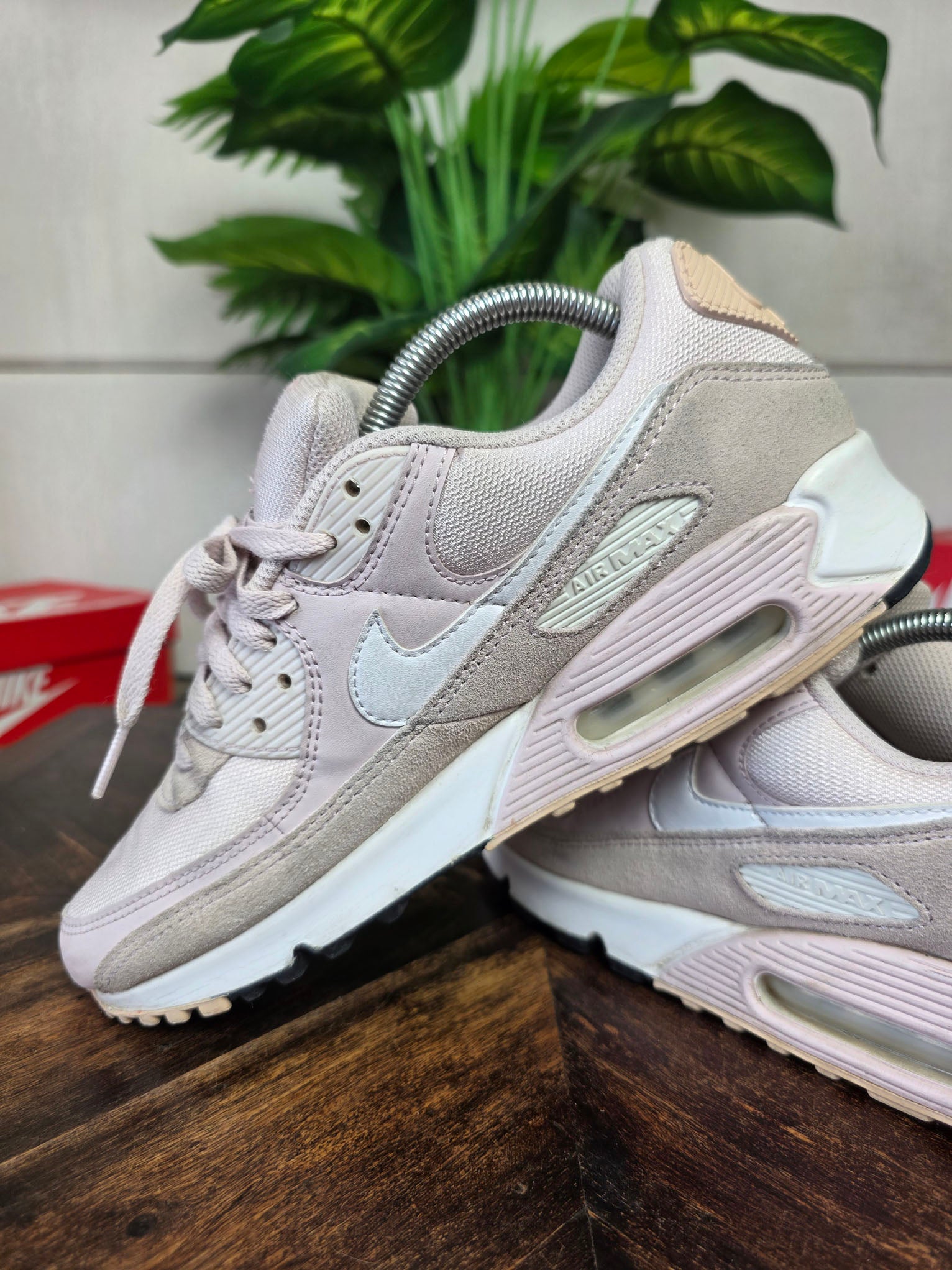 Nike Air Max 90 Barely Rose maat 42