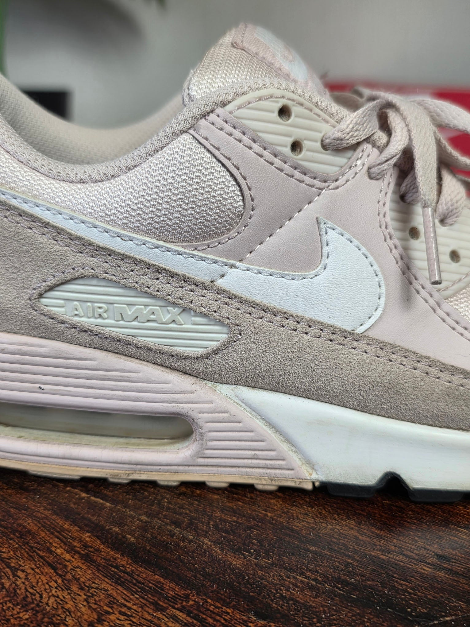 Nike Air Max 90 Barely Rose maat 42