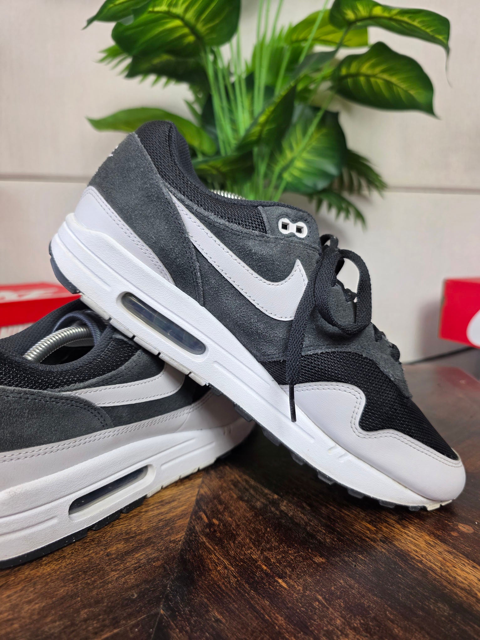 Nike Air Max 1 Off Noir maat 45