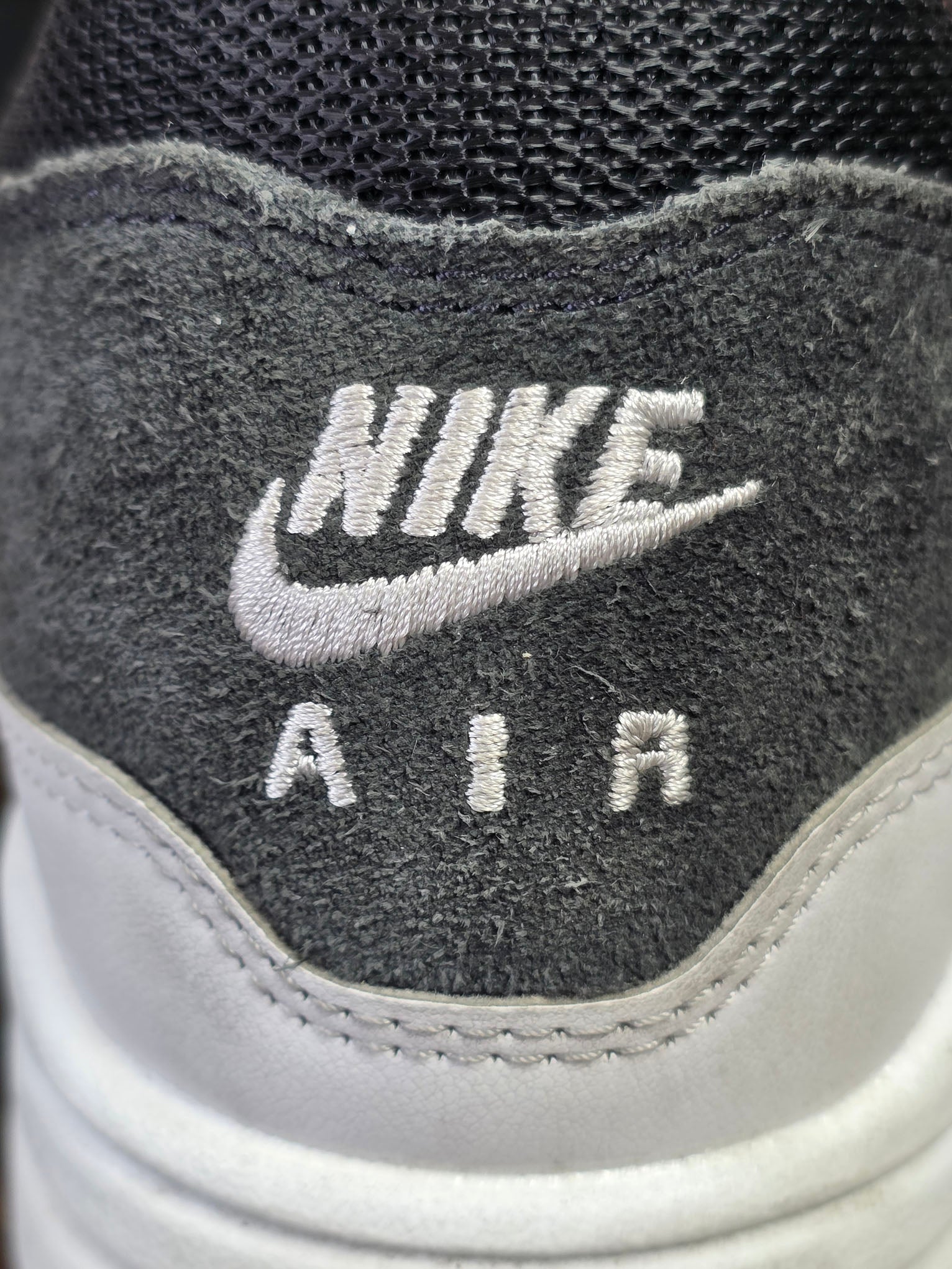 Nike Air Max 1 Off Noir maat 45
