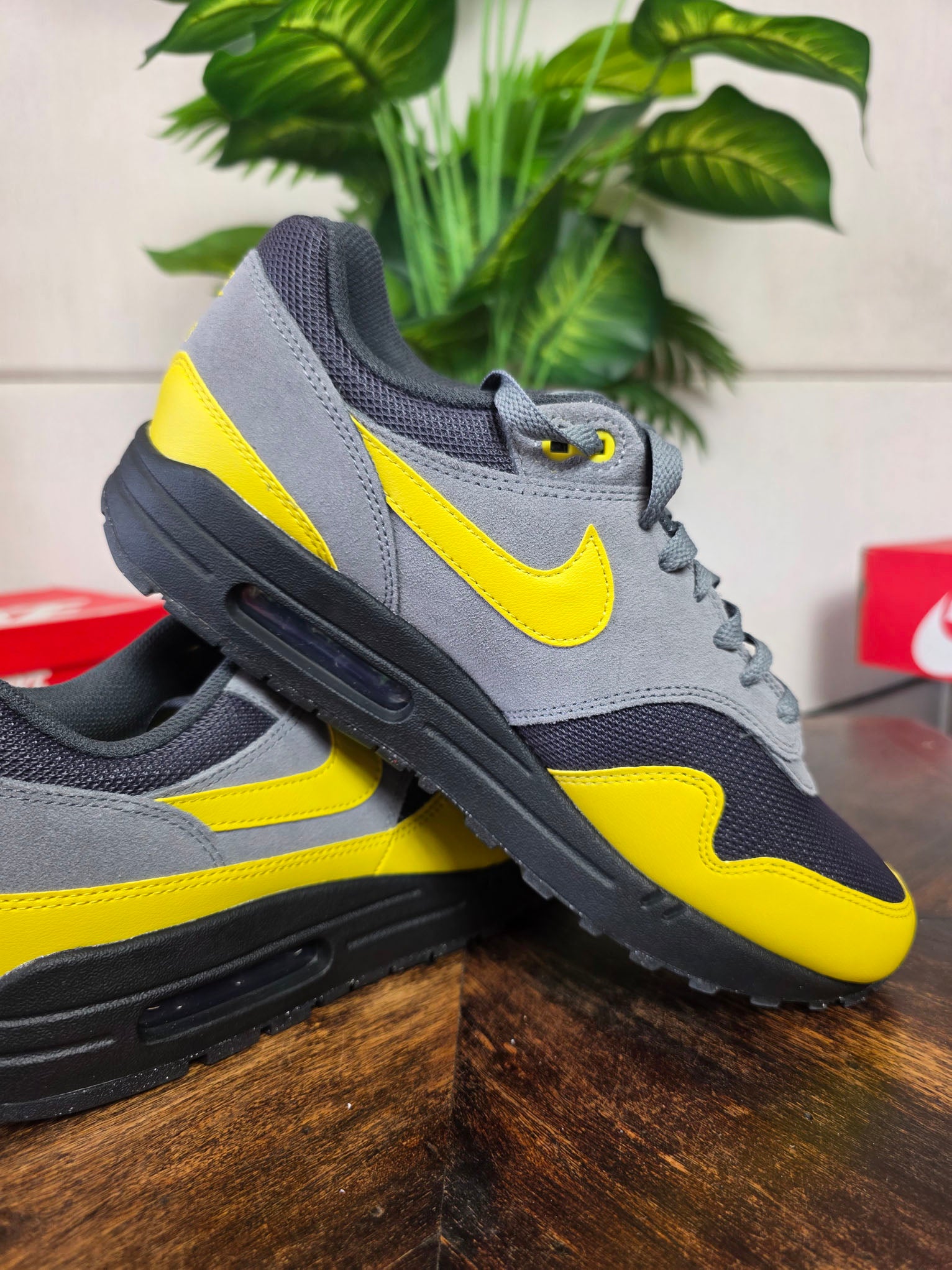 Nike Air Max 1 Essential Batman maat 43