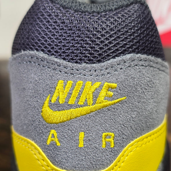 Nike Air Max 1 Essential Batman maat 43