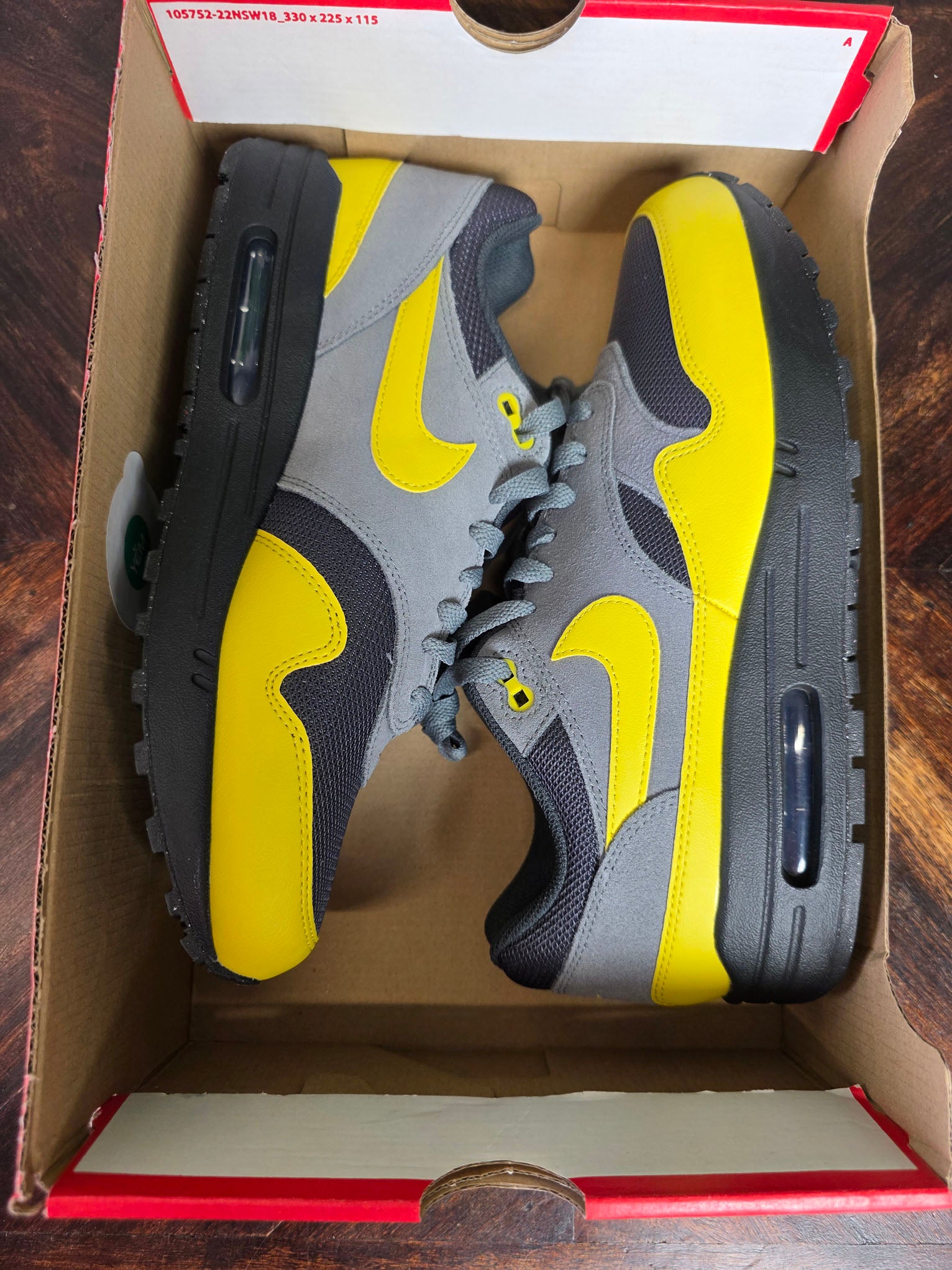 Nike Air Max 1 Essential Batman maat 43