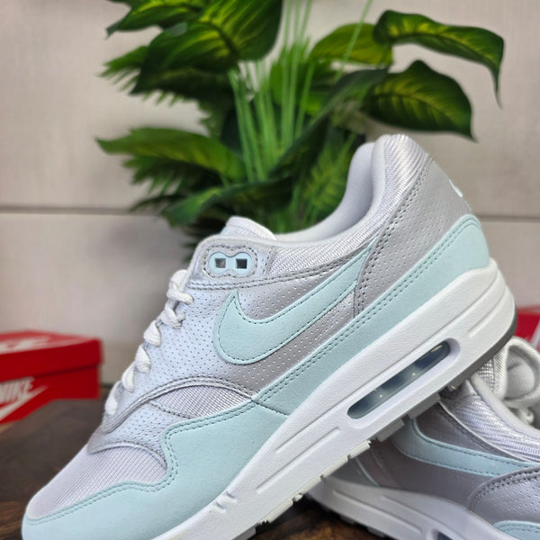 Nike Air Max 1 '87 Glacier Blue maat 42,5