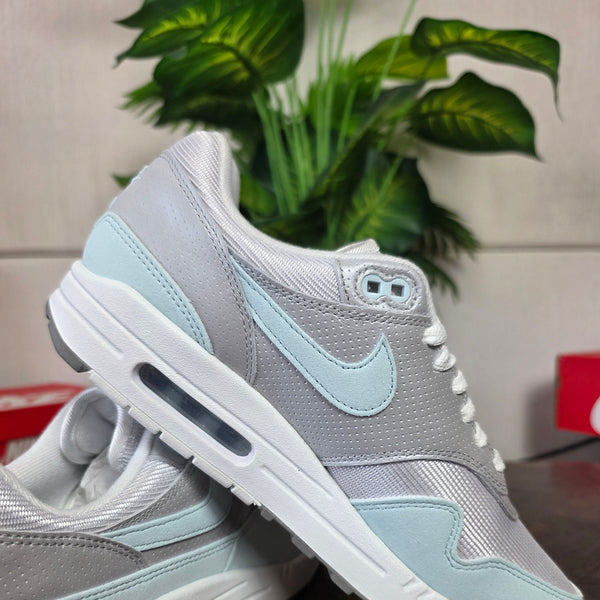 Nike Air Max 1 '87 Glacier Blue maat 42,5