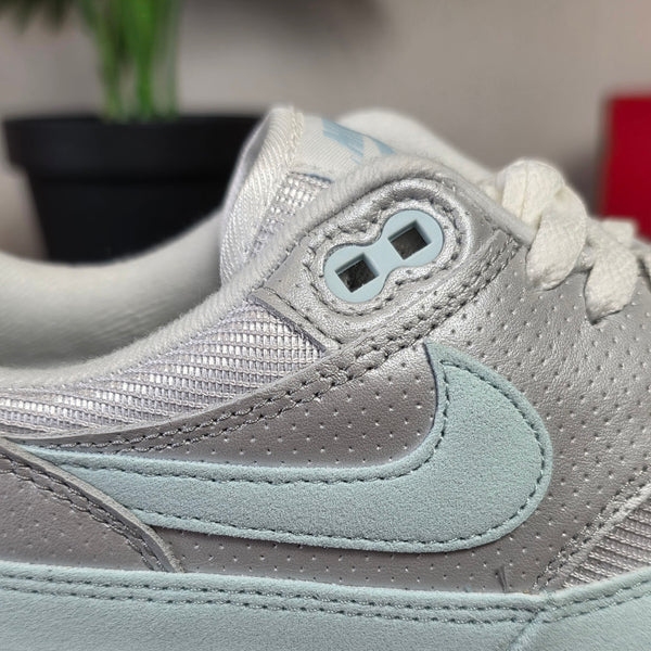 Nike Air Max 1 '87 Glacier Blue maat 42,5