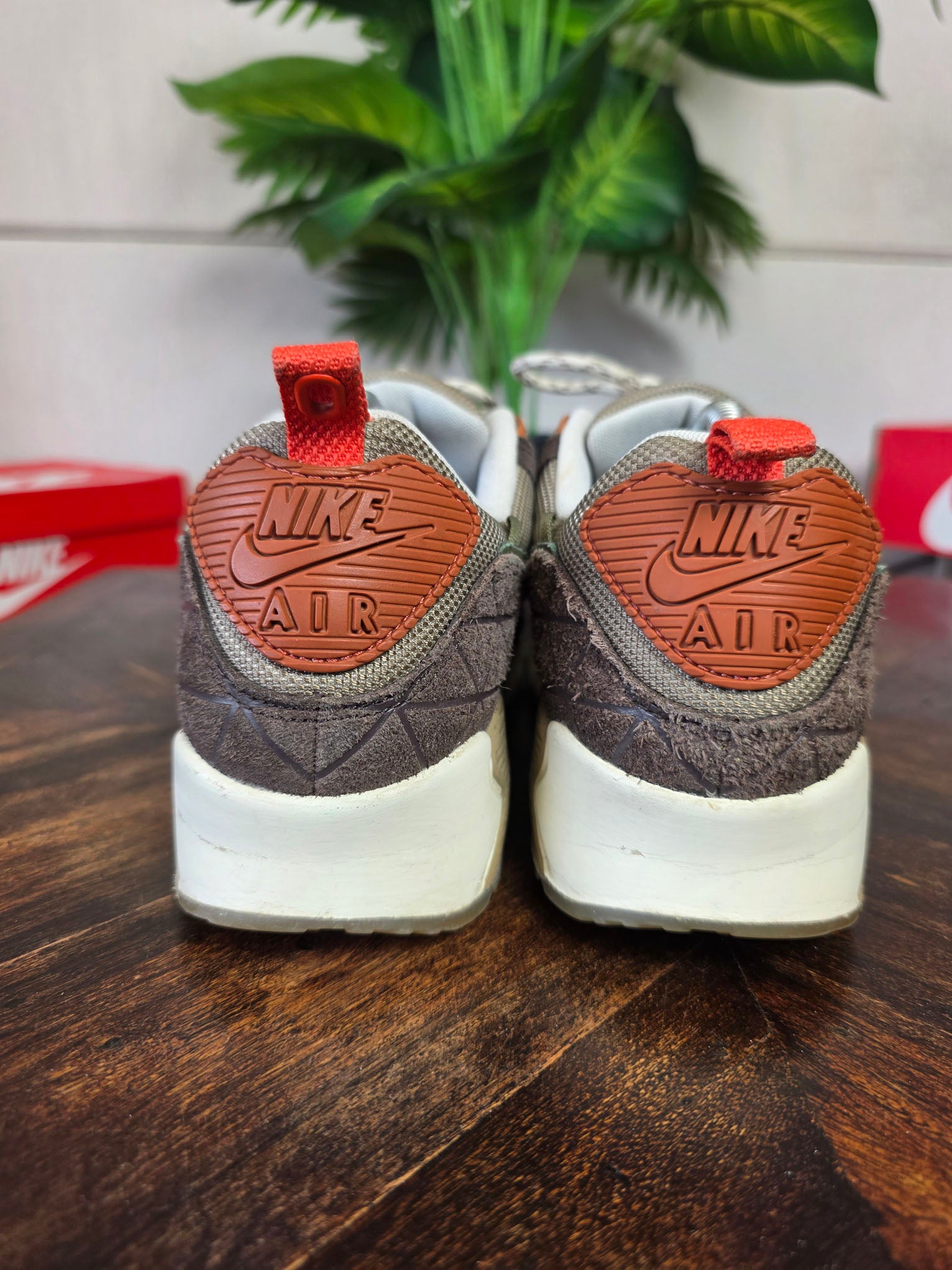 Nike Air Max 90 Baroque Brown Lace Toggle maat 42