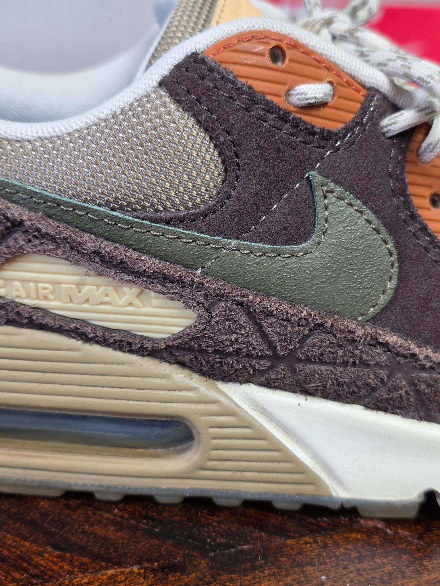 Nike Air Max 90 Baroque Brown Lace Toggle maat 42