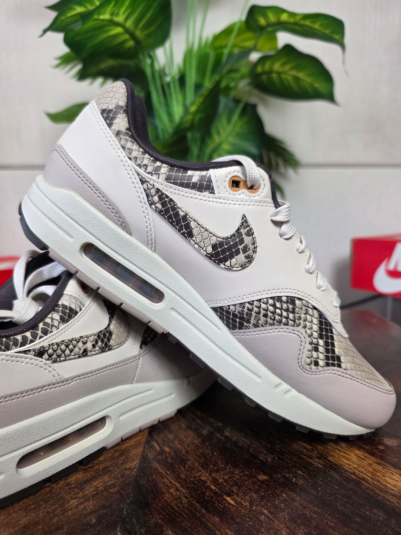 Nike Air Max 1 '87 Snakeskin maat 43