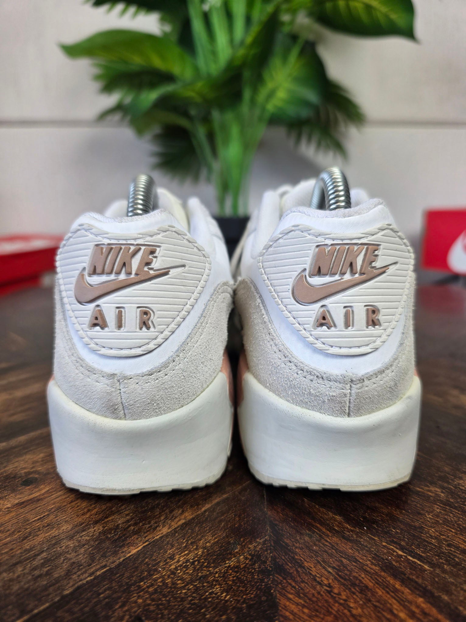 Nike Air Max 90 LTR GS White Rose Gold Beige maat 38,5