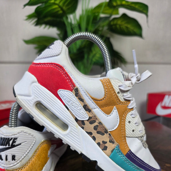 Nike Air Max 90 SE Animal White maat 36,5
