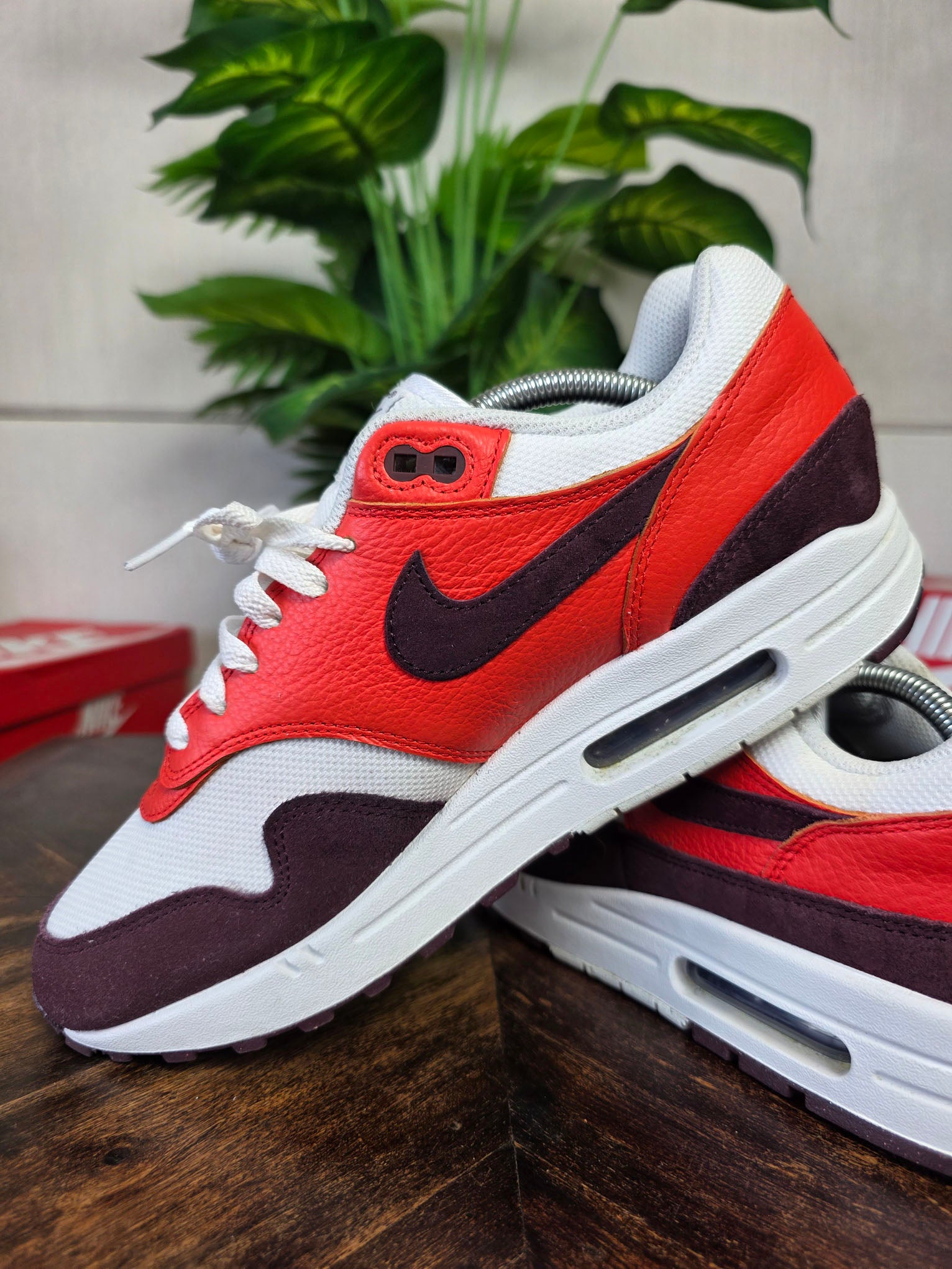 Nike Air Max 1 Burgundy Crush maat 44