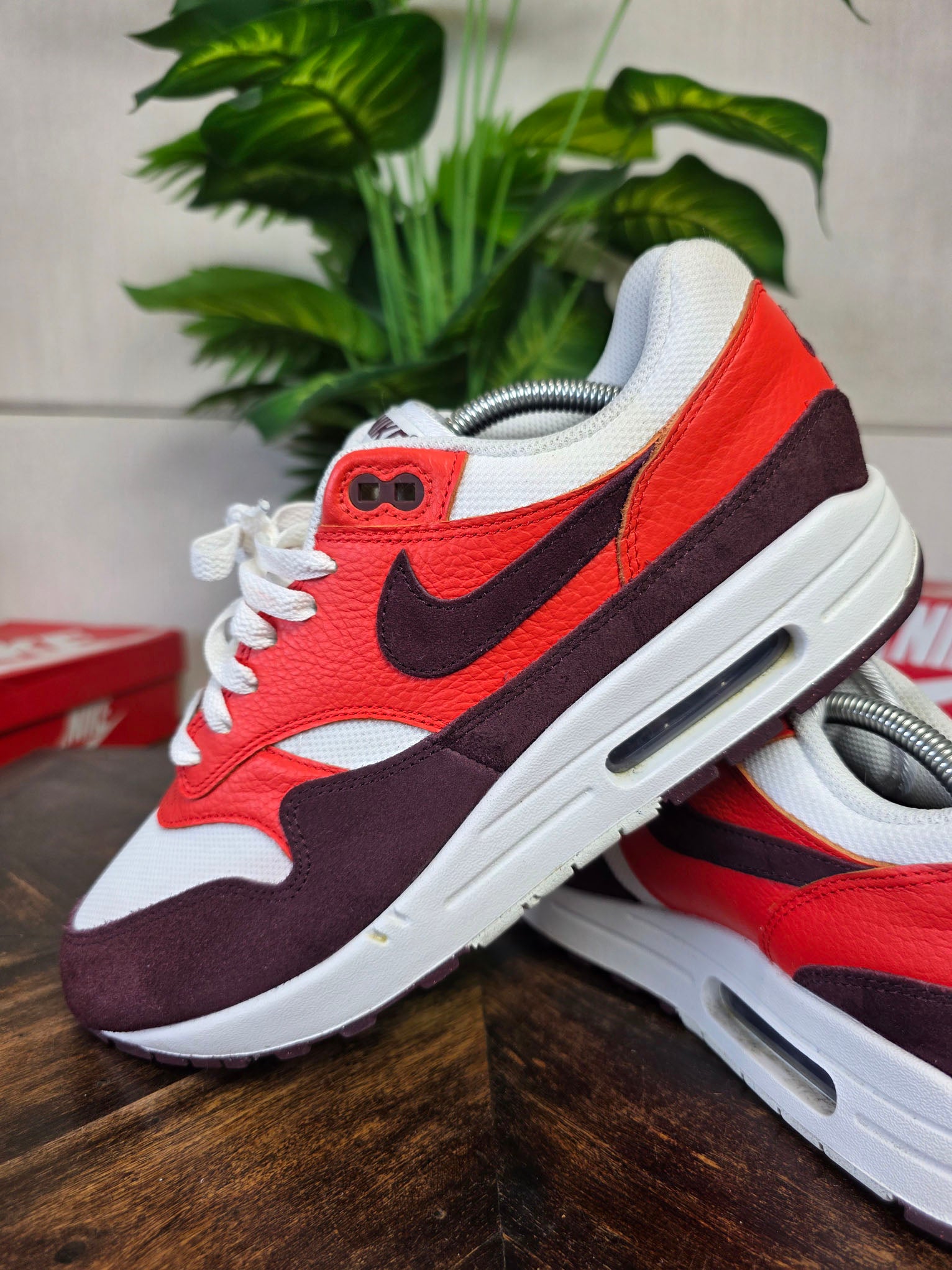 Nike Air Max 1 Burgundy Crush maat 44