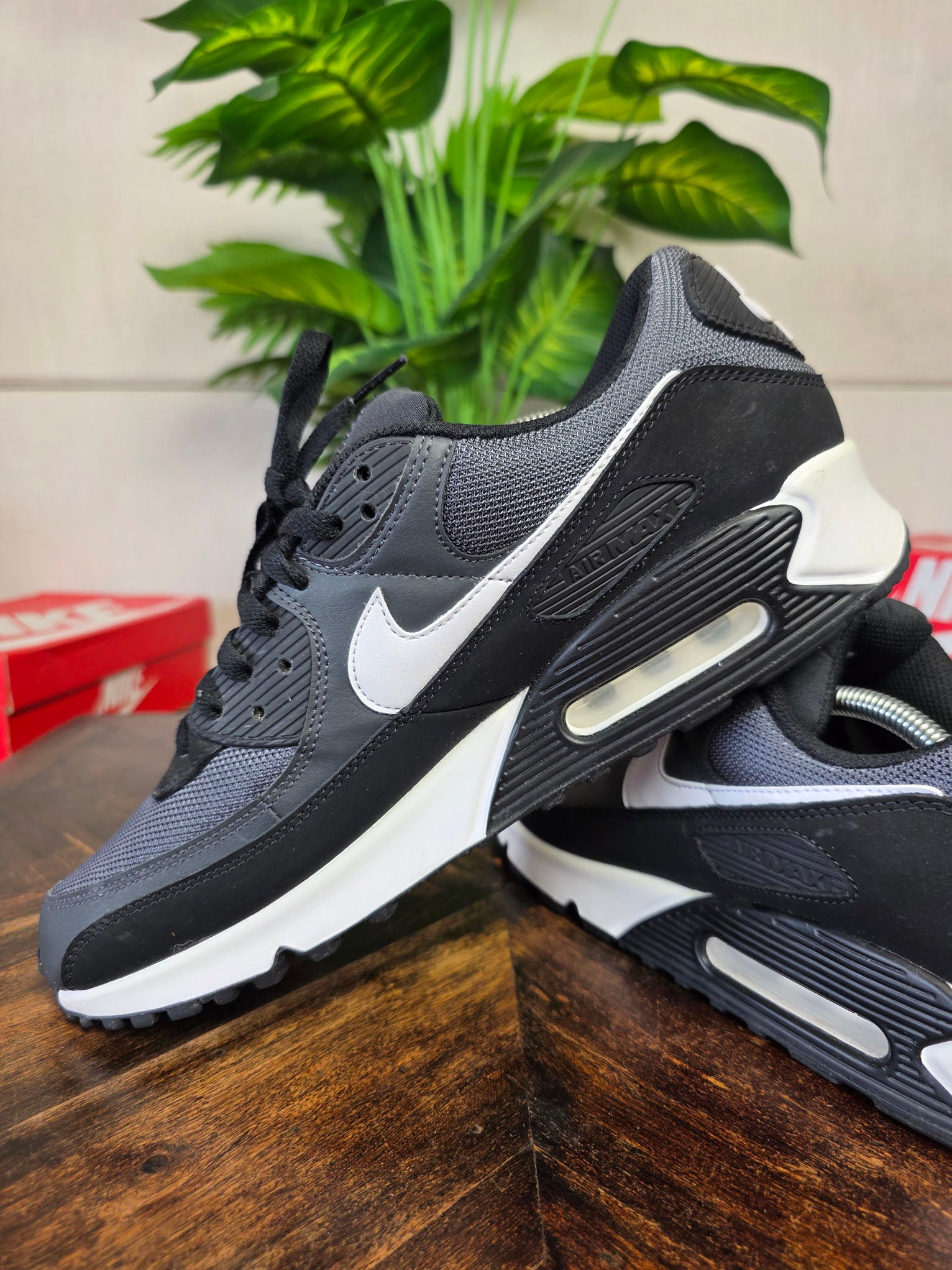 Nike Air Max 90 Essential Black White maat 46