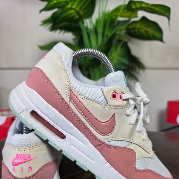 NIke Air Max 1 GS Red Stardust Guava Ice maat 39