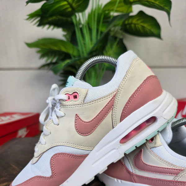 NIke Air Max 1 GS Red Stardust Guava Ice maat 39
