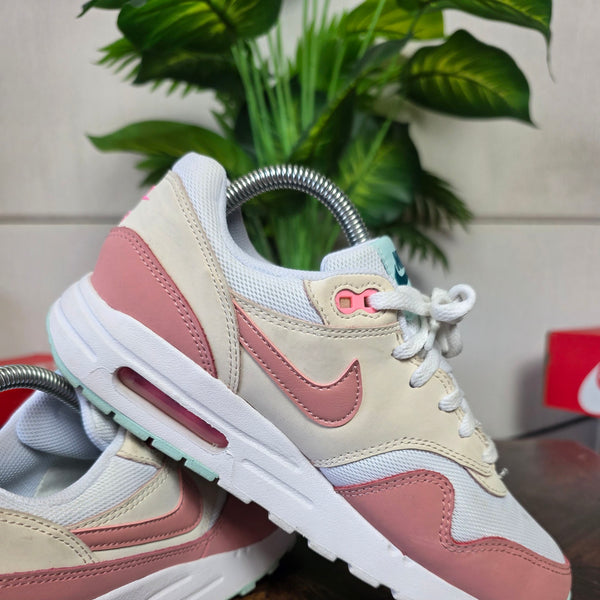 NIke Air Max 1 GS Red Stardust Guava Ice maat 39