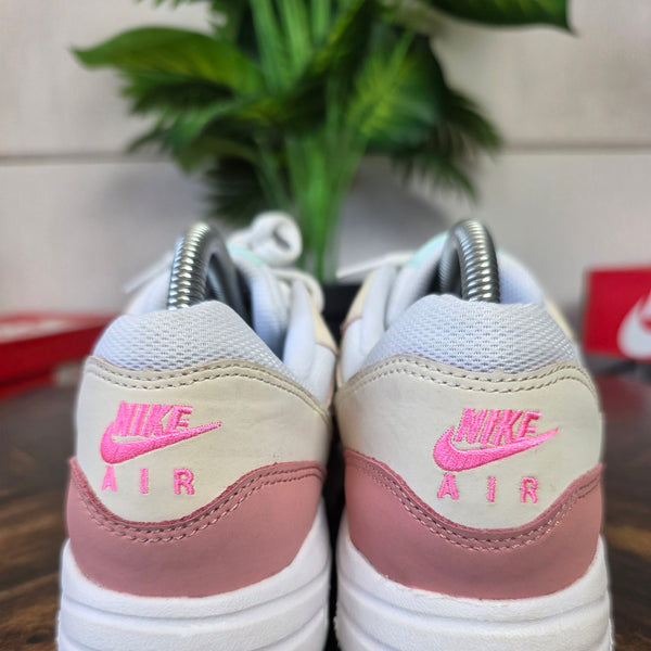NIke Air Max 1 GS Red Stardust Guava Ice maat 39
