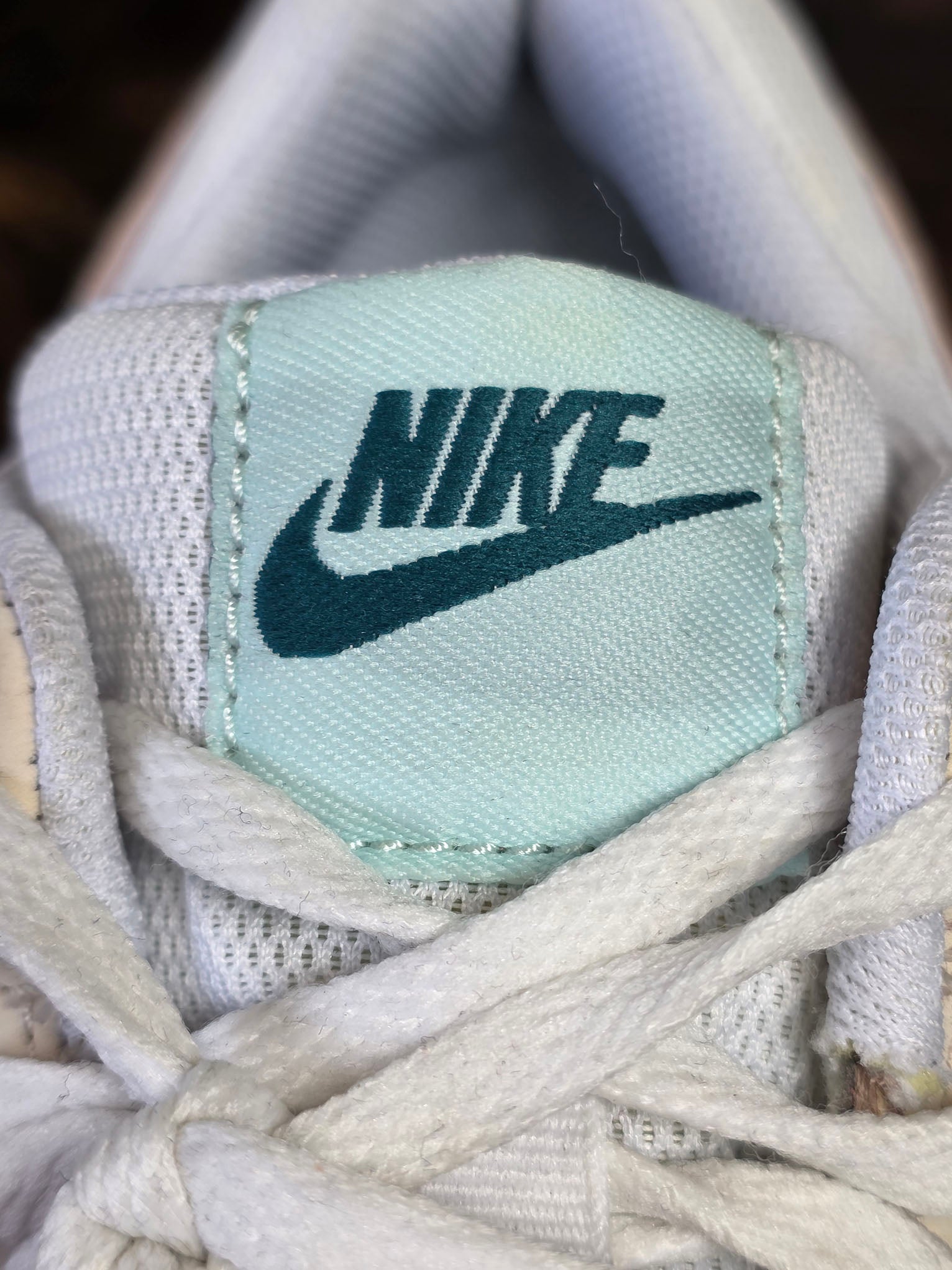 NIke Air Max 1 GS Red Stardust Guava Ice maat 39