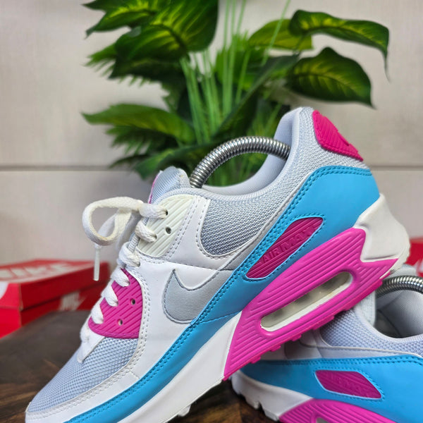 Nike Air Max 90 Vivid Pink maat 42,5
