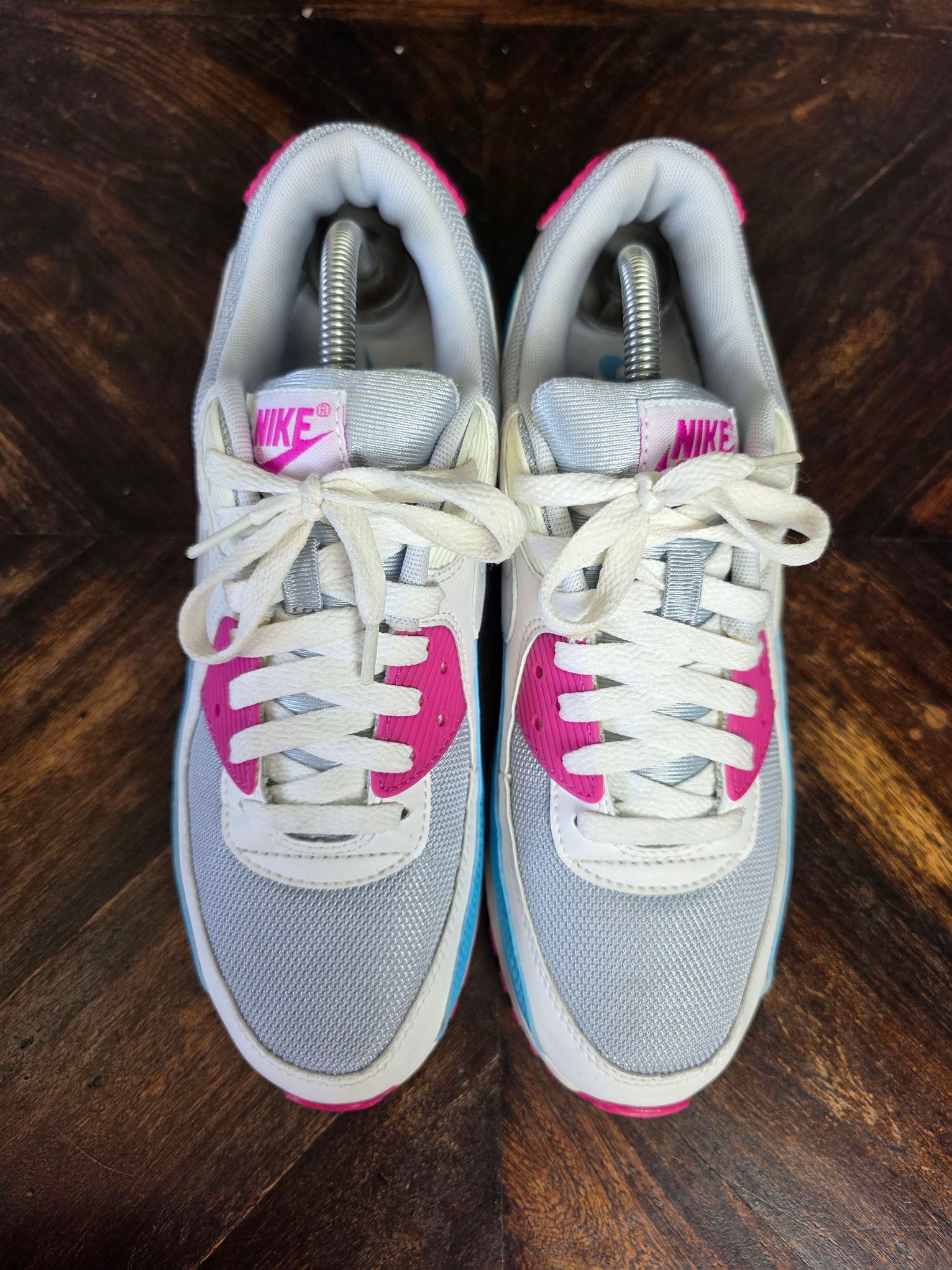 Nike Air Max 90 Vivid Pink maat 42,5