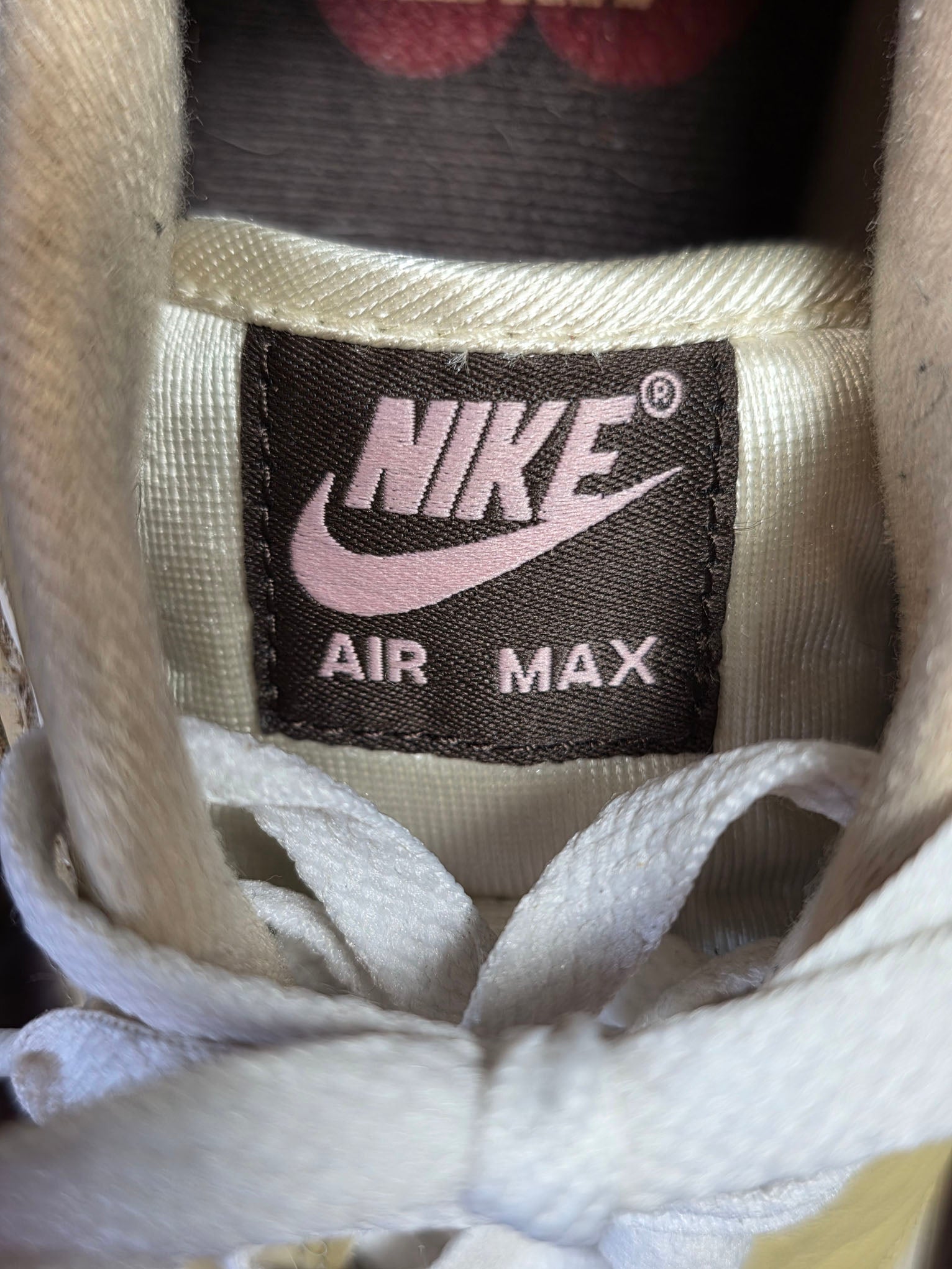 Nike Air Max 1 Valentine's Day maat 38