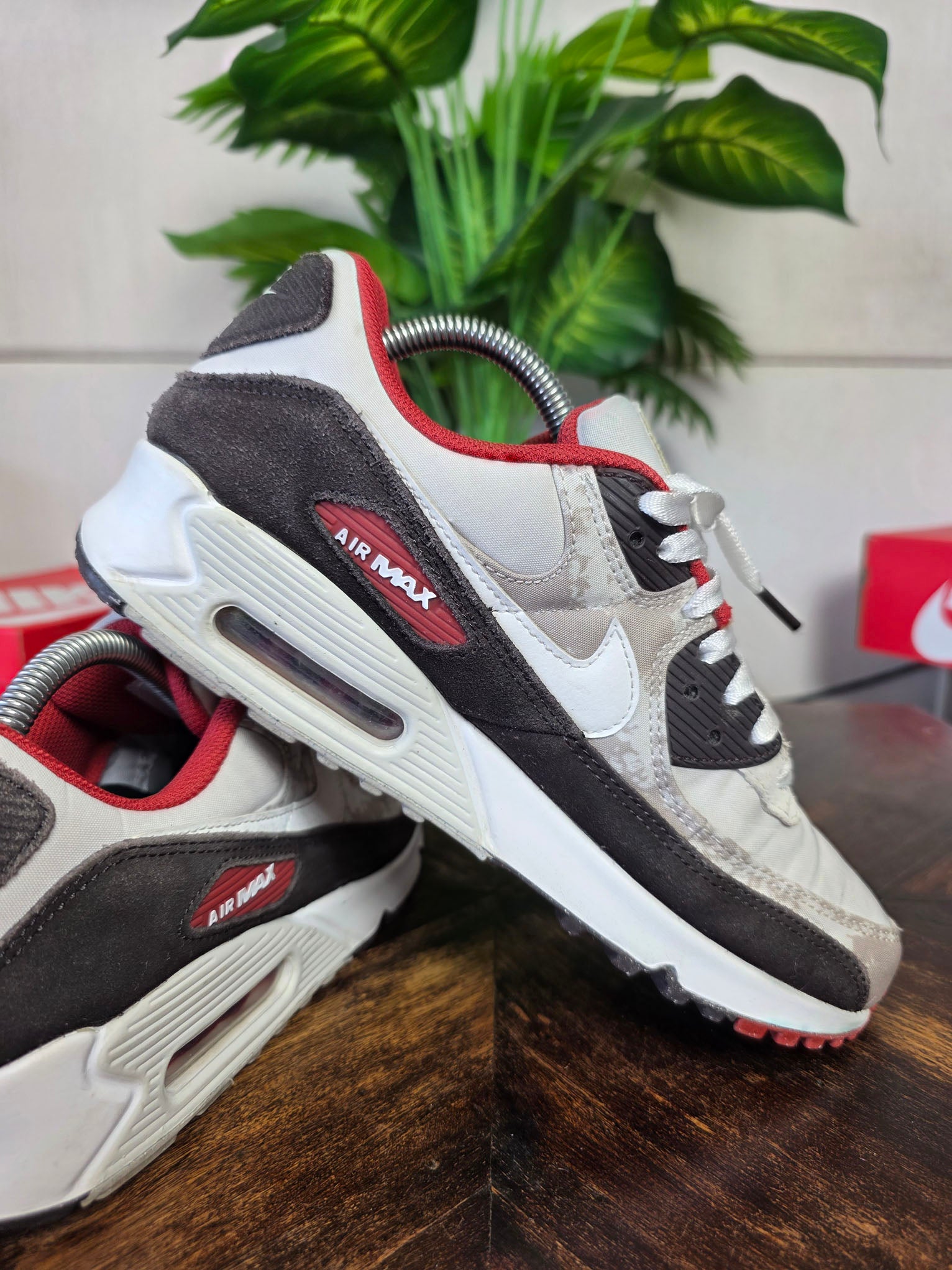 Nike Air Max 90 SE Social FC maat 41