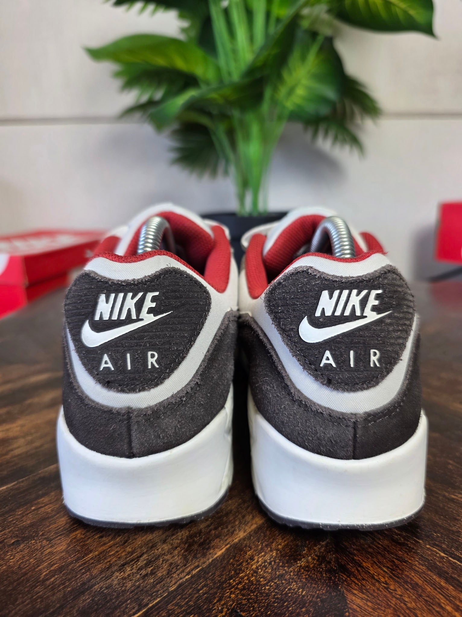 Nike Air Max 90 SE Social FC maat 41