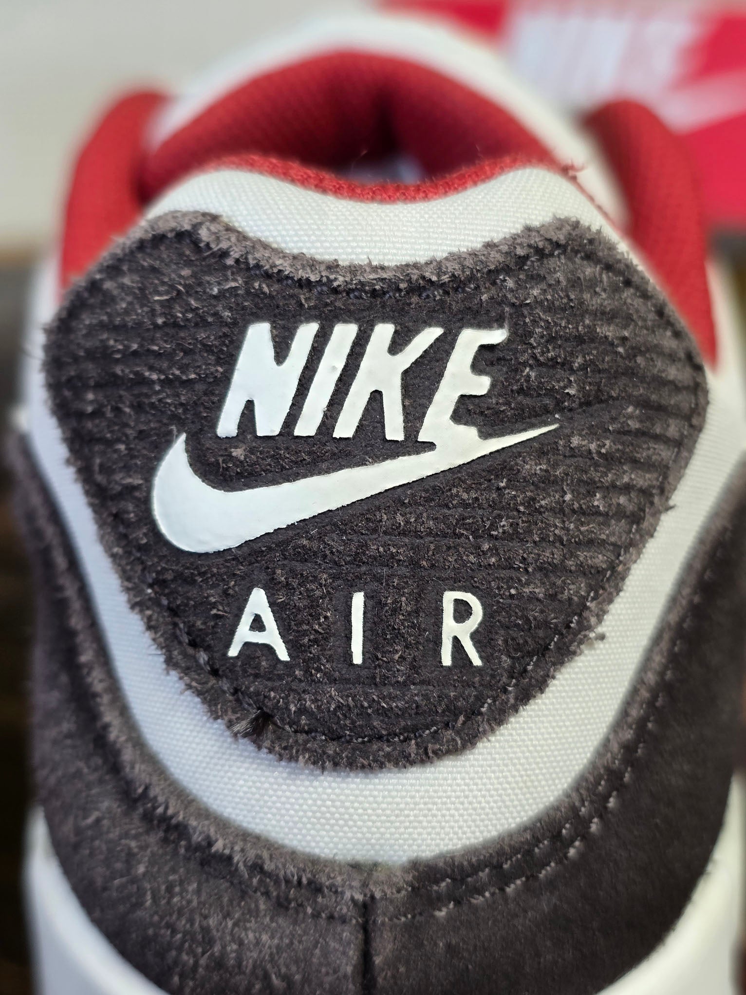Nike Air Max 90 SE Social FC maat 41