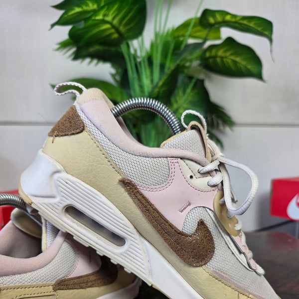 Nike Air Max 90 Futura 