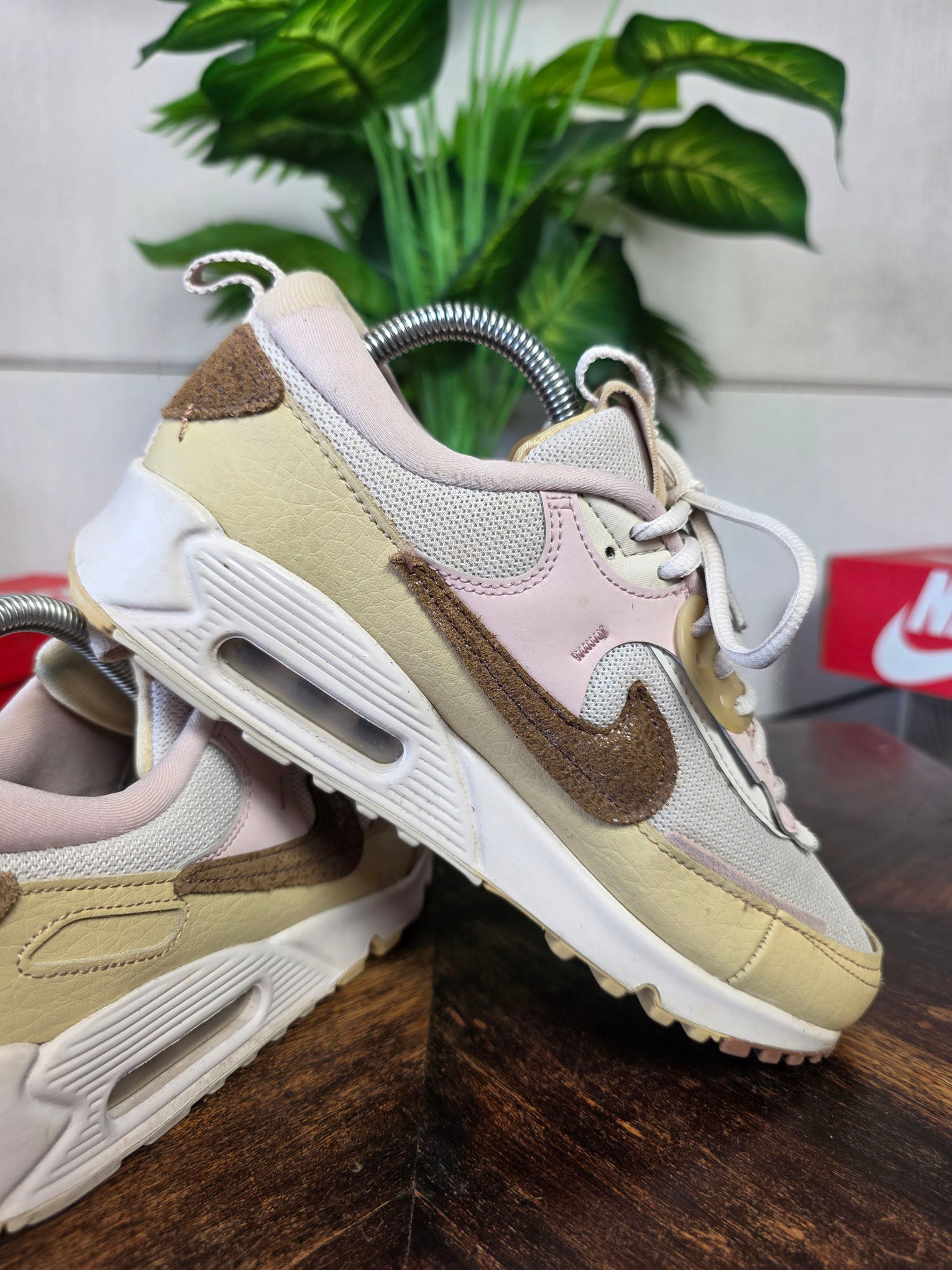 Nike Air Max 90 Futura "Neapolitan" maat 39