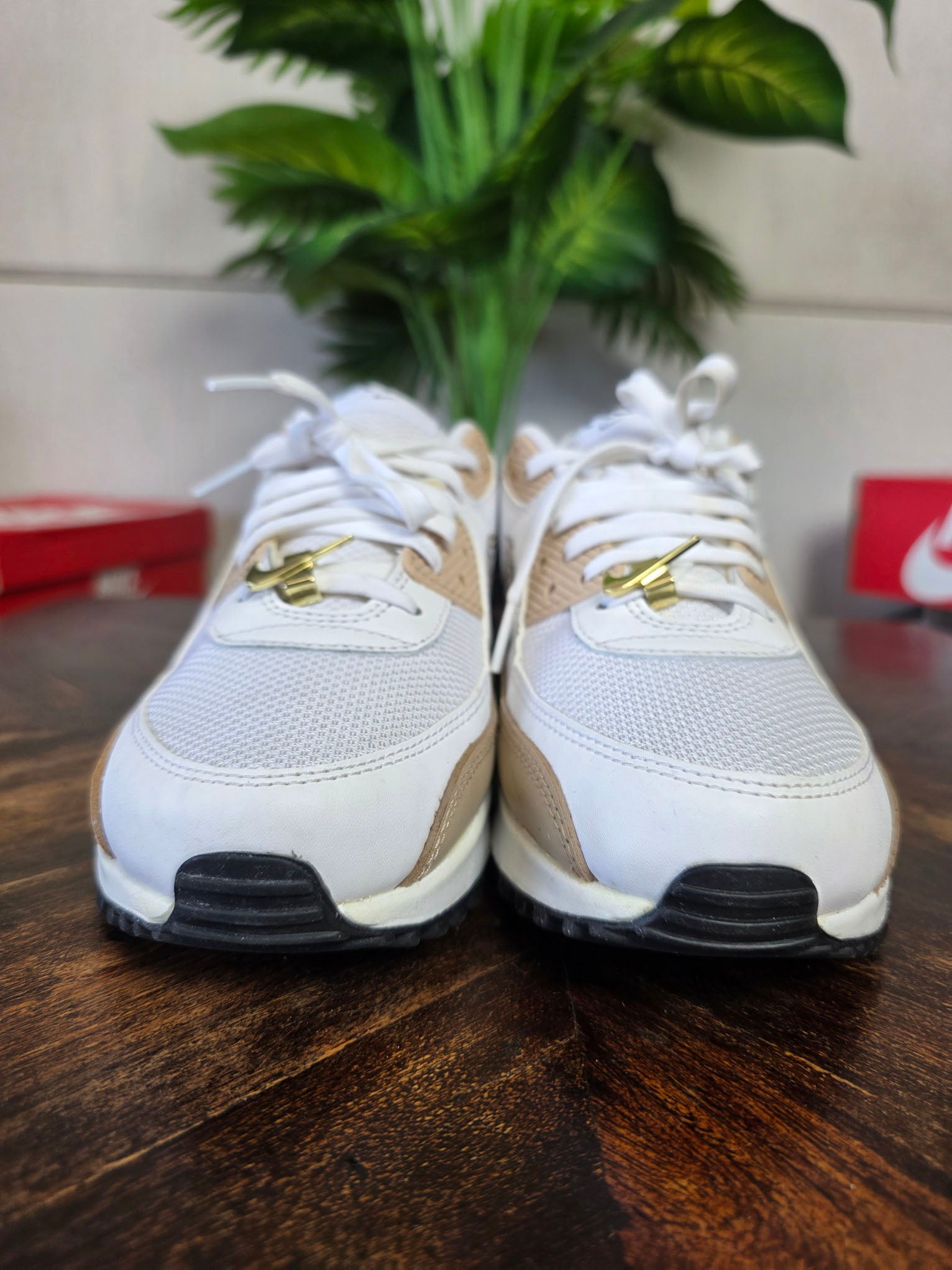 Nike Air Max 90 'United in Victory' maat 42