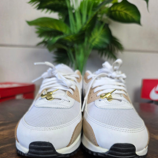 Nike Air Max 90 'United in Victory' maat 42
