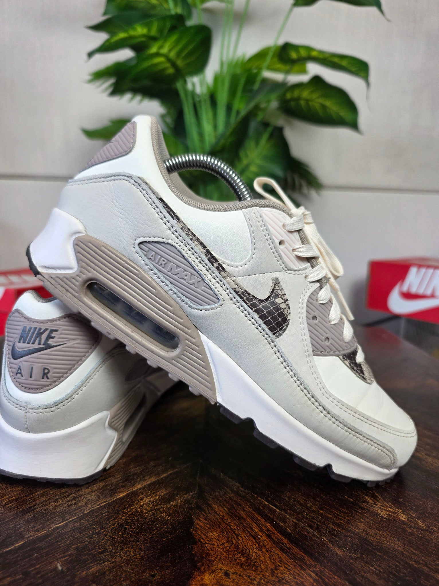 Nike Air Max 90 Light Pink Snakeskin maat 42,5