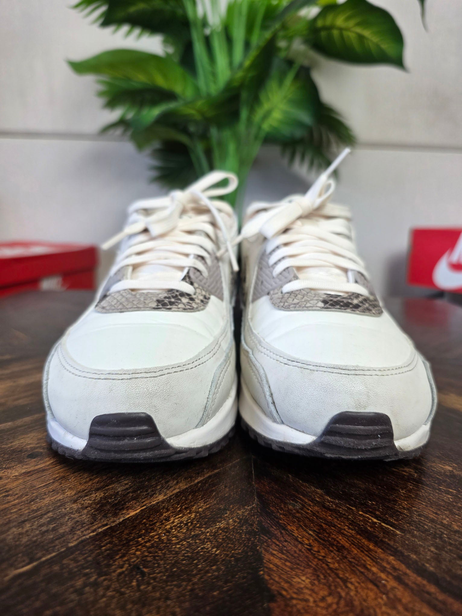 Nike Air Max 90 Light Pink Snakeskin maat 42,5