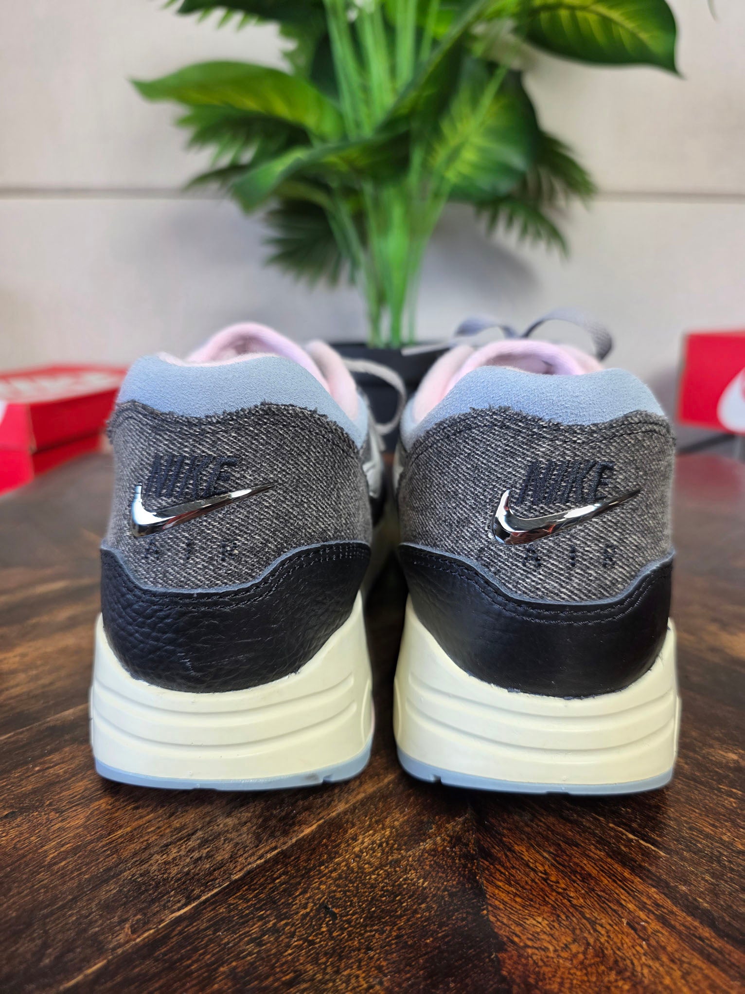 Nike Air Max 1 '86 OG Big Bubble Black Denim maat 44,5
