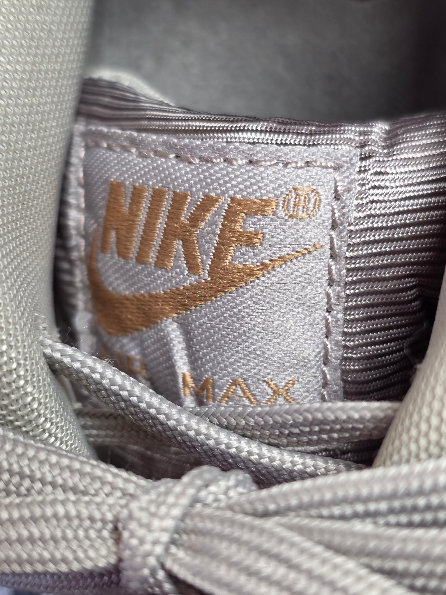 Nike Air Max 90 SE Snakeskin maat 40