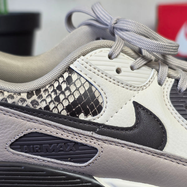 Nike Air Max 90 SE Snakeskin maat 40