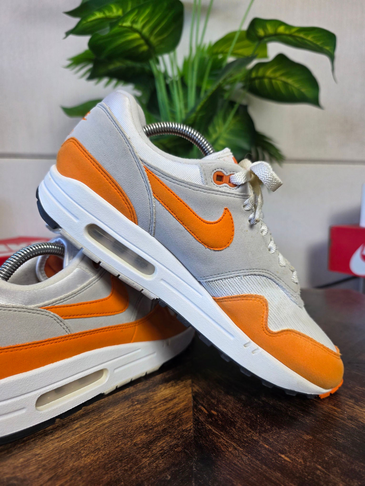 Nike Air Max 1 Anniversary Orange maat 42,5