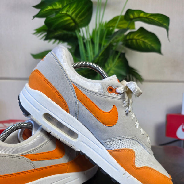 Nike Air Max 1 Anniversary Orange maat 42,5