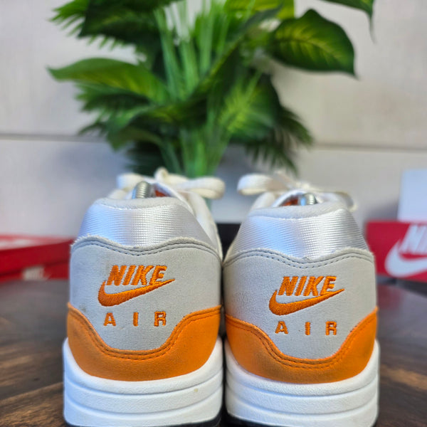 Nike Air Max 1 Anniversary Orange maat 42,5