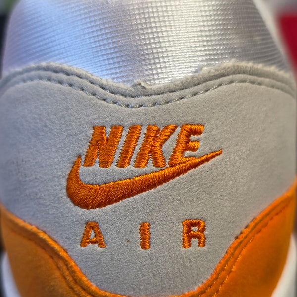 Nike Air Max 1 Anniversary Orange maat 42,5