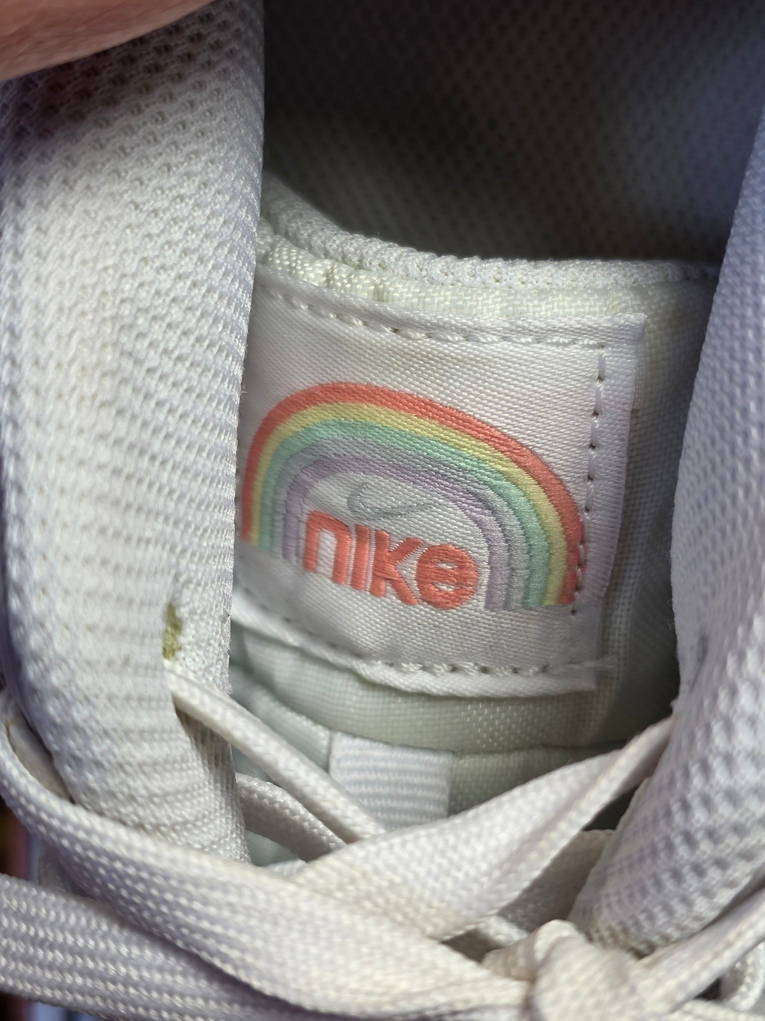 Nike Air Max 90 LTR Rainbow Salmon maat 38