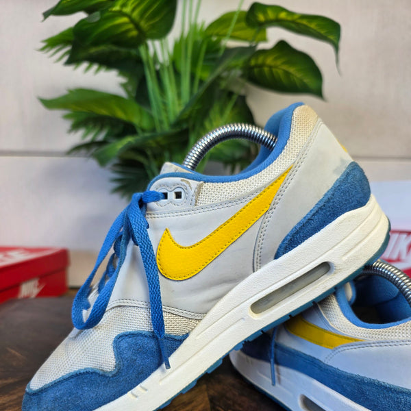 Nike Air Max 1 Signal Blue maat 42,5