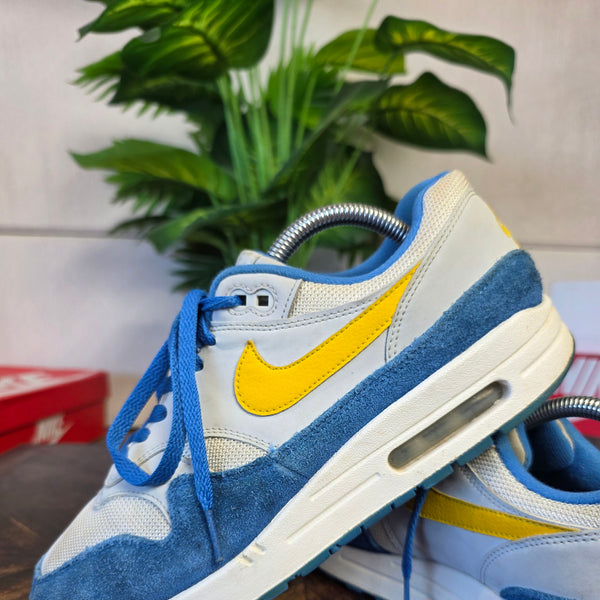 Nike Air Max 1 Signal Blue maat 42,5
